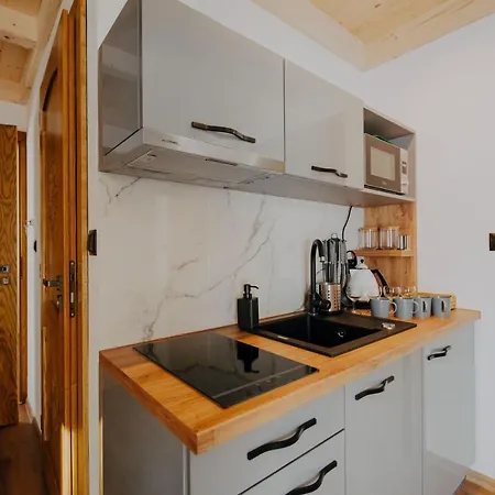 Oliwia Apartment Ciche Male